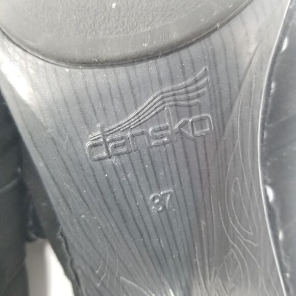 DANSKO CLOG STYLE SHOE. BLACK. SIZE EURO 37. - Picture 14 of 16